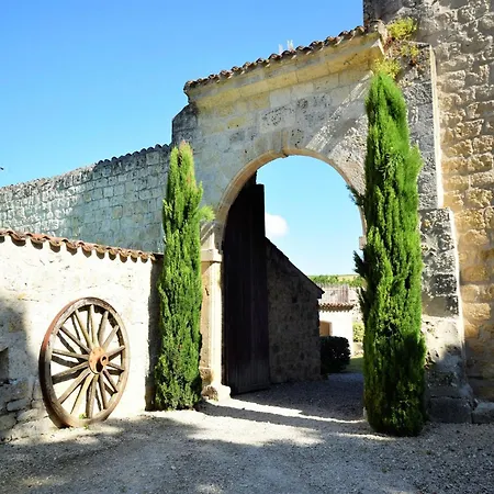 Castle 12th Century With Private Pool Close To Agen Saint-Caprais-de-Lerm