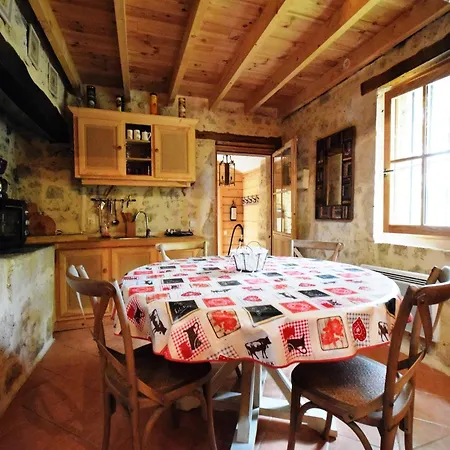 Casa de Férias Castle 12th Century With Private Pool Close To Agen Saint-Caprais-de-Lerm
